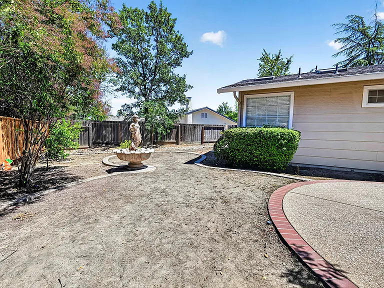 2628 Superior Dr — Photo 59