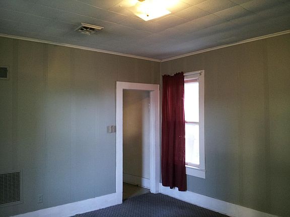5th image of 312 N Ault St APT C