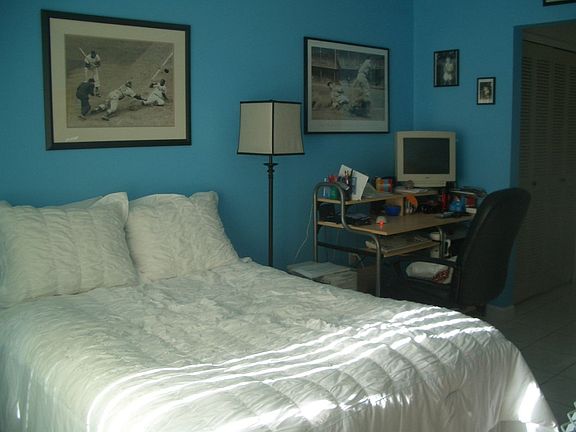 2nd Bedroom