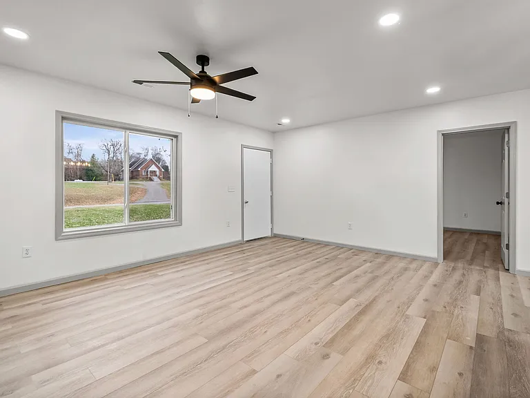 225 Military Rd — Photo 5