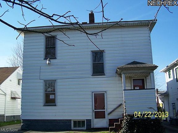 3rd image of 126 Hilton Ave