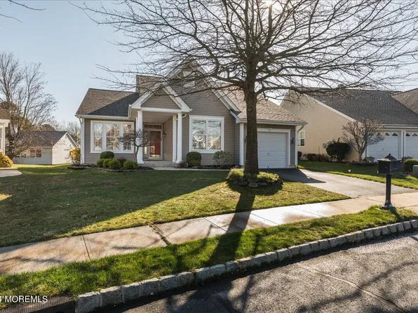 8 Breeze Terrace, Barnegat, NJ 08005