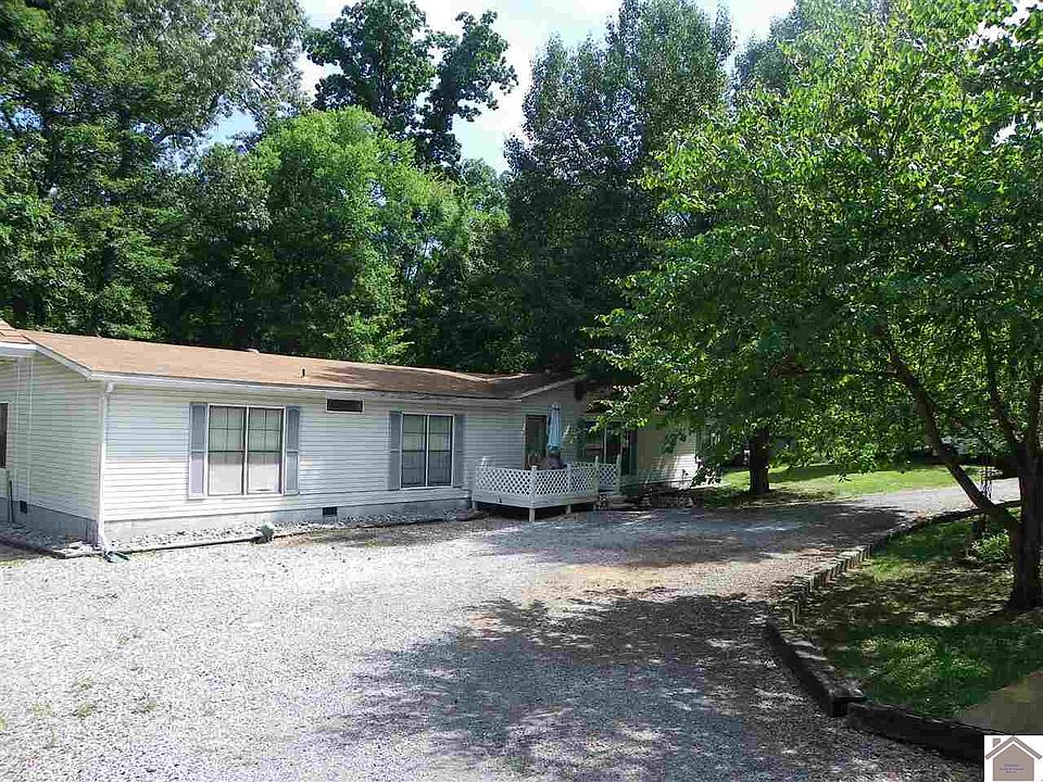 1st image of 15 Ravenwood Cir