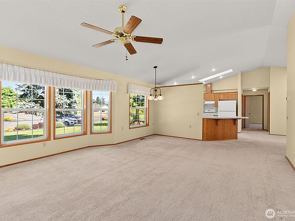 5th image of 1121 A Tennyson Drive