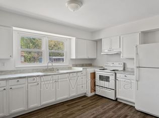 472 N Oceana Blvd #B, Virginia Beach, VA 23454