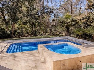 1 Governors Ct, Savannah, GA 31410