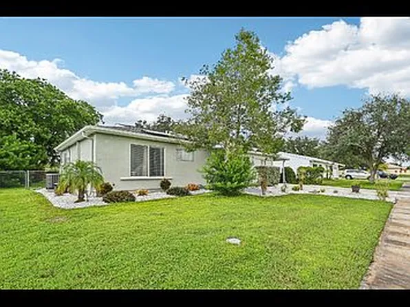2419 Roxbury Cir, North Pt, FL 34287