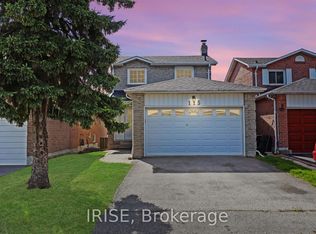 115 Winter Gardens Trl, Toronto, ON M1C3M9