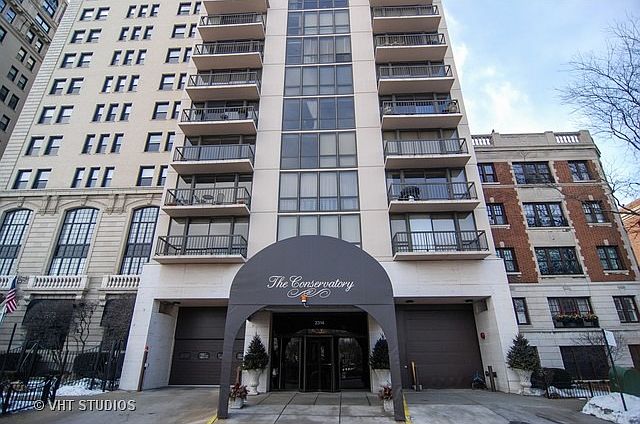 1st image of 2314 N Lincoln Park W APT 3S
