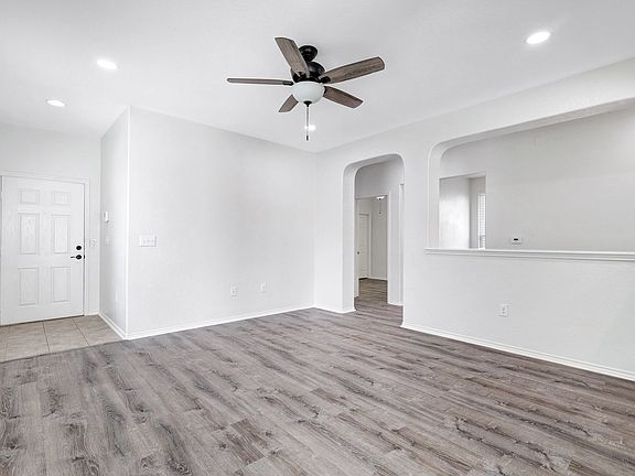 5th image of 6126 Plumbago Pl