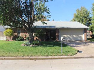 420 Greg Dr, Enid, OK 73703