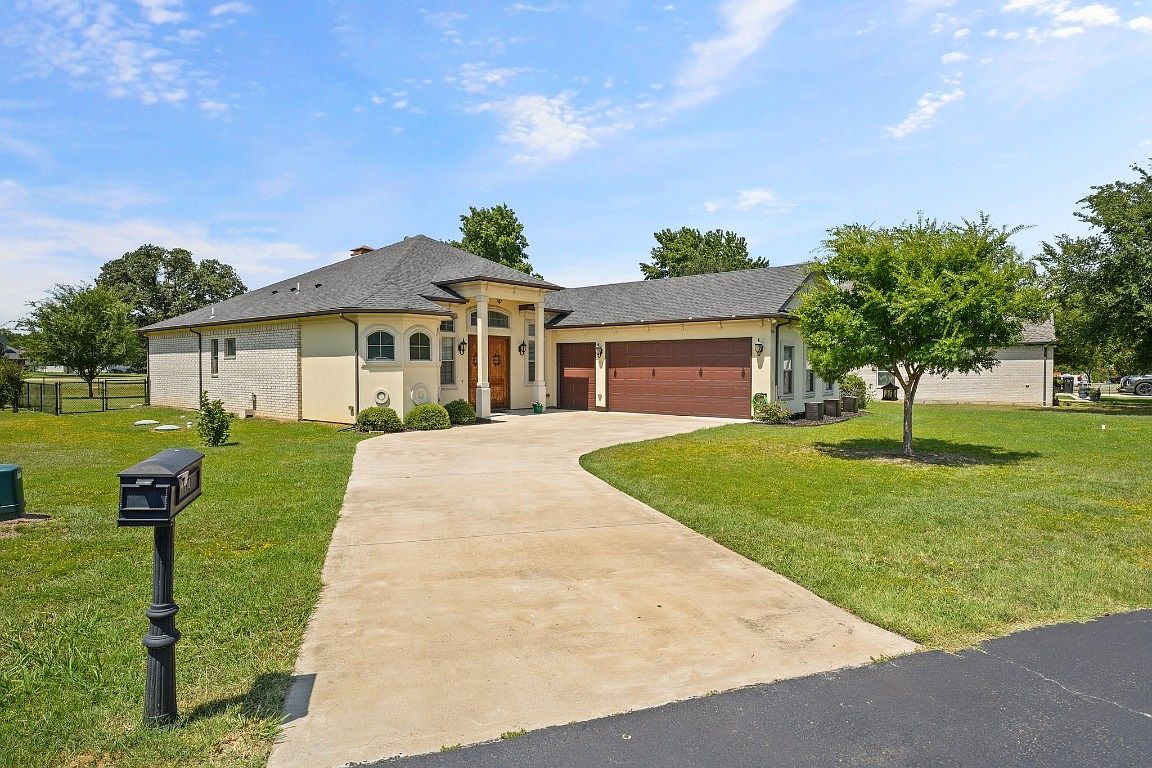 110 Kiowa Dr W, Lake Kiowa, TX 76240 MLS 20397424 Zillow