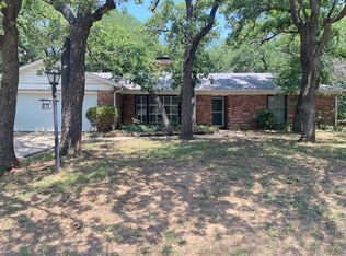 5771 Rockhill Rd, Fort Worth, TX 76112