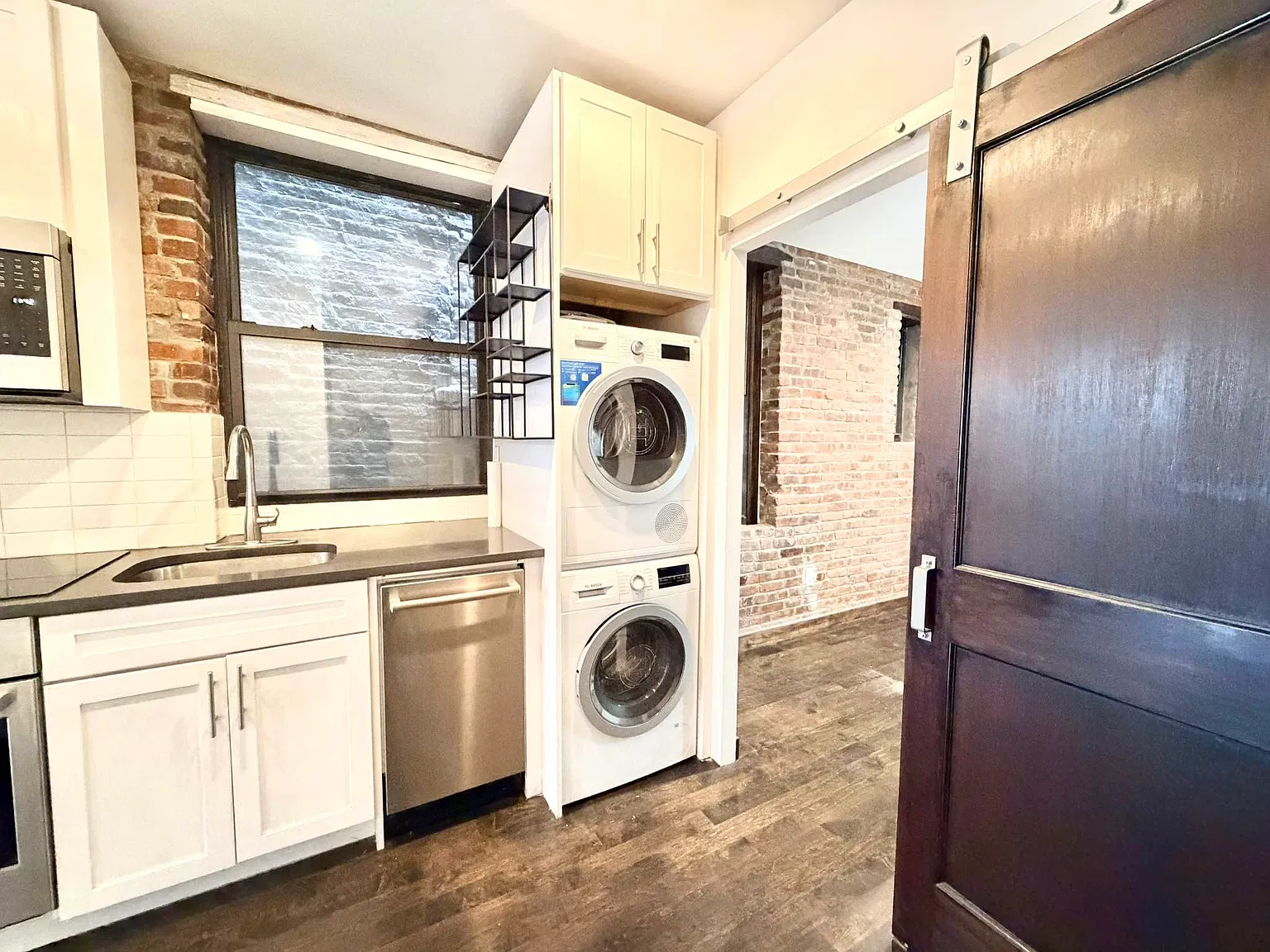 328 East 59th Street — Photo 2