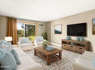 3155 Coachman Rd APT 215, Eagan, MN 55121