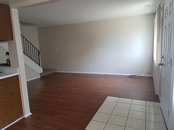 3rd image of 2632 Woodview Ct