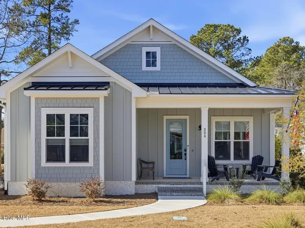 204 Cornubia Drive, Castle Hayne, NC 28429