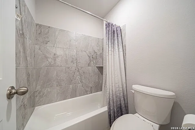 6831 Alaskan Way — Photo 31