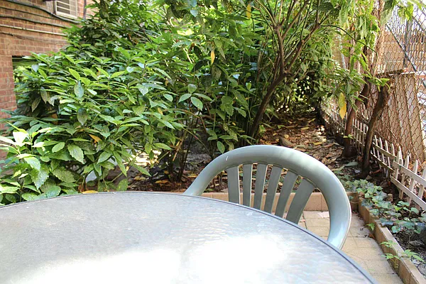 Rented by Keller Williams NYC | media 15