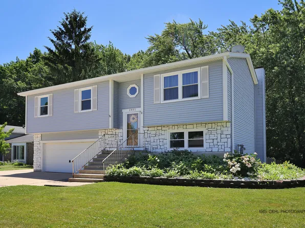 2401 Mallard Dr, Lindenhurst, IL 60046