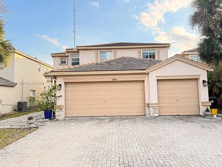 10434 White Pinto Ct — Photo 1