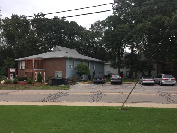 Queen's Park Apartments, 1810 E Barker Ave #1816-D, Michigan City, IN 46360