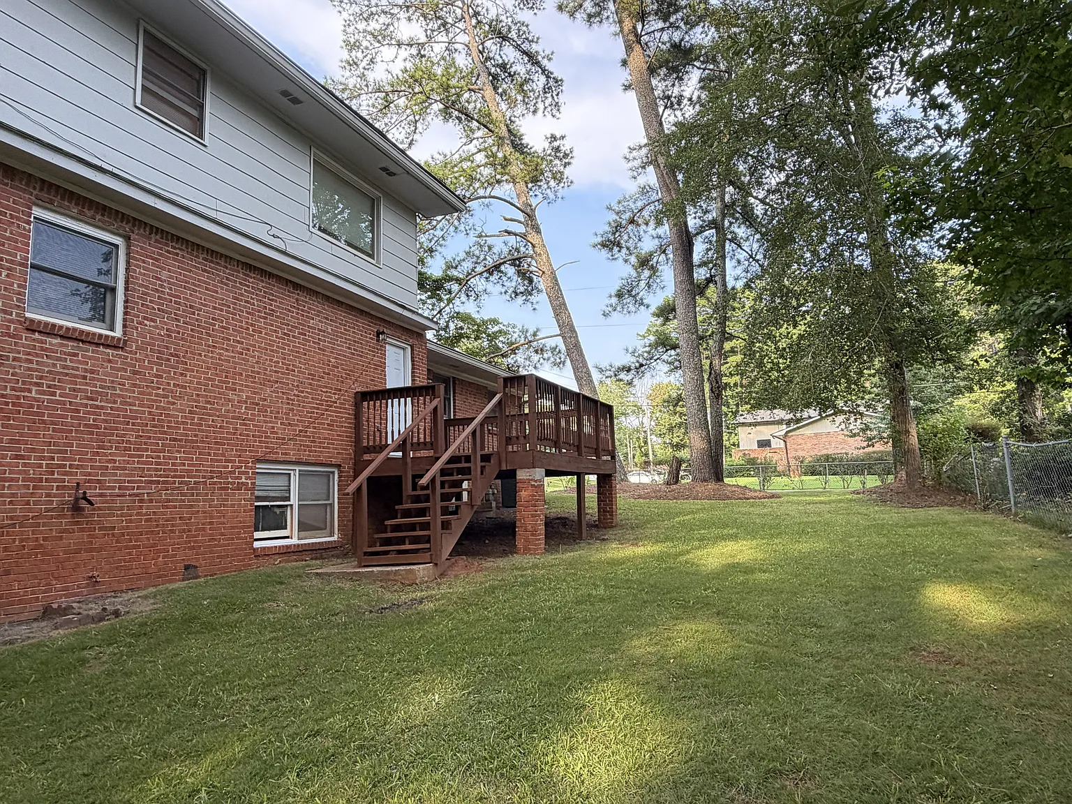 4 bed, 2984 sqft, $3,000 — Photo 3