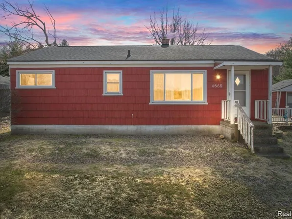 4865 Clarkston Rd, Clarkston, MI 48348
