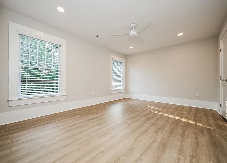 616 Linwood Ave NE #B — Photo 12