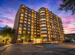 1440 Heron Rd #901, Ottawa, ON K1V 0X2