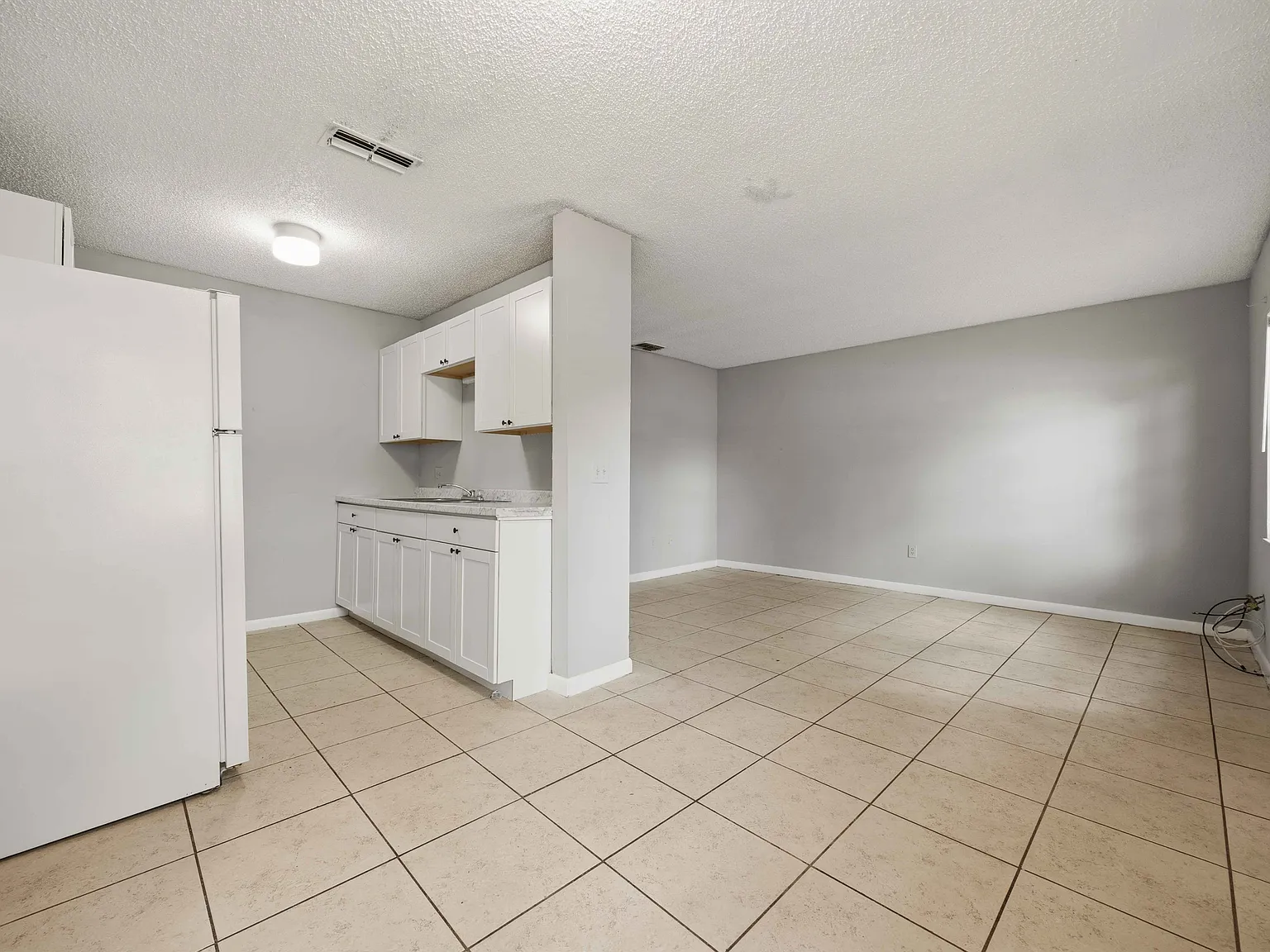 1 bed, 675 sqft, $995 — Photo 3
