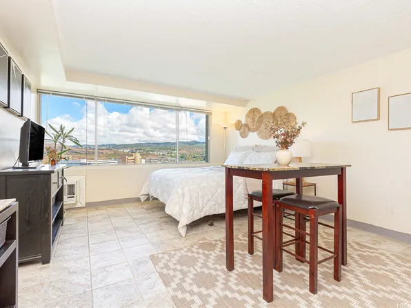 2888 Ala Ilima St APT 2404, Honolulu, HI 96818