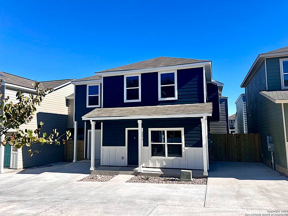 4th image of 2073 Silver Oak Dr