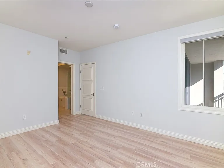 268 Caruso Ave — Photo 22