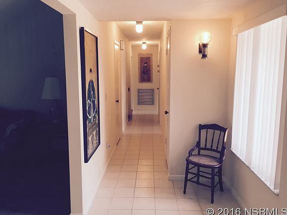 5th image of 328 Sweet Bay Ave