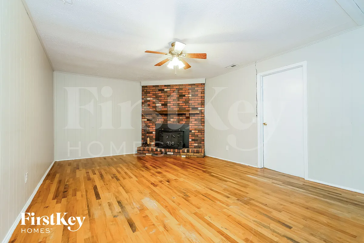 Building Photo - 10408 Bradbury Dr