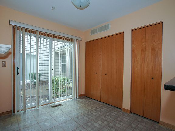 4th image of 1369 Orleans Dr