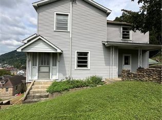 421 Chestnut St, Logan, WV 25601
