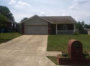 949 S Eastview Dr, Fayetteville, AR 72701