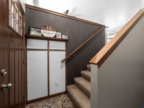 3rd image of 104 Dakota Cir
