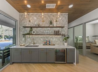 605 4th Ave NE #0A12D8682, Largo, FL 33770