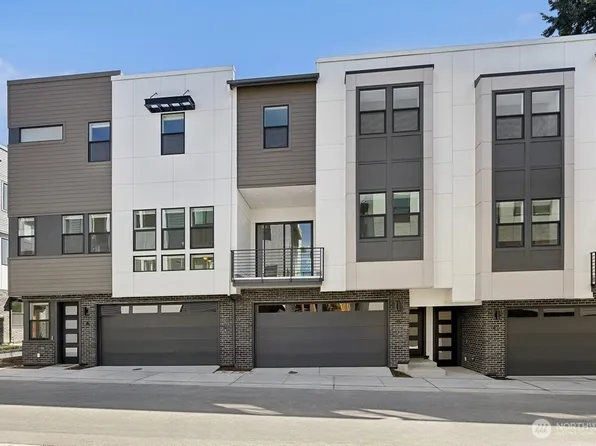 18814 99th Court NE #B, Bothell, WA 98011