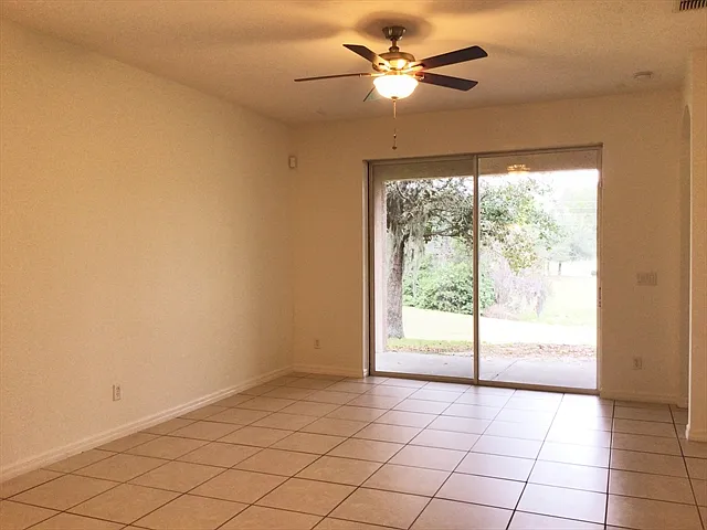1726 Palmerston Cir — Photo 5