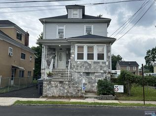 190 2nd St, Englewood, NJ 07631