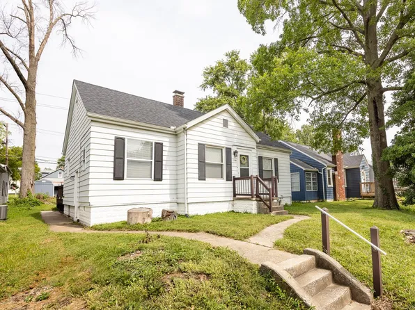 1707 N Charles St, Belleville, IL 62221