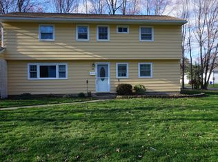 54 Northbrook Dr, West Hartford, CT 06117