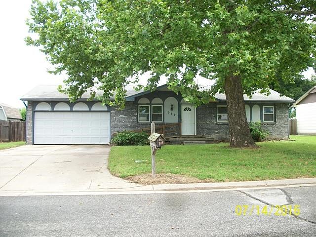 1st image of 312 N James Ave