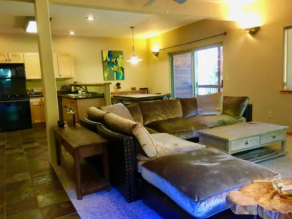 11263 Northwoods Blvd, Truckee, CA 96161