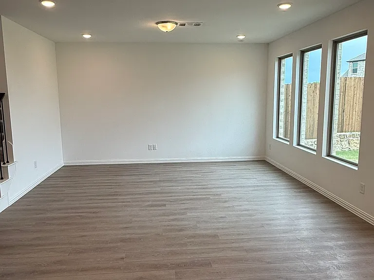 768 Waterhouse Lake Dr — Photo 5