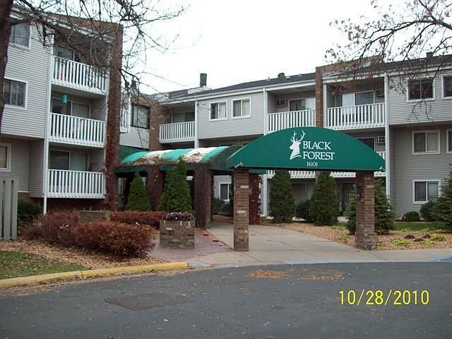 1st image of 1601 N Innsbruck Dr NE #363